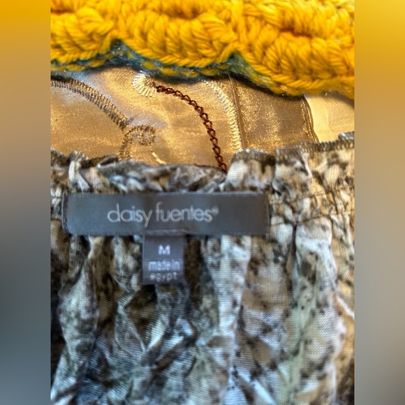 Daisy Fuentes Patterned Top - Picture 3 of 3